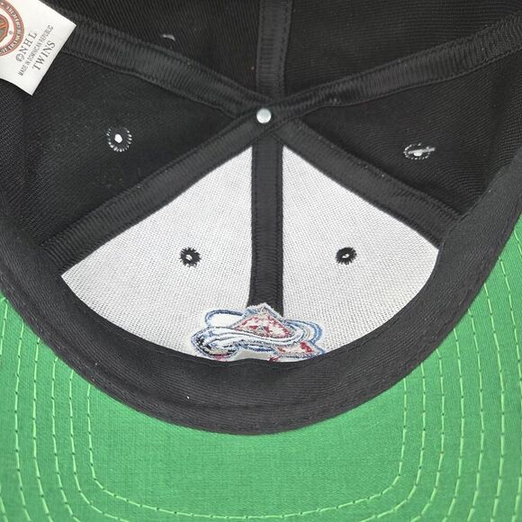 VTG Colorado Avalanche Hockey Twins Enterprise Wool Snapback Cap Hat - NWT - Picture 11 of 12